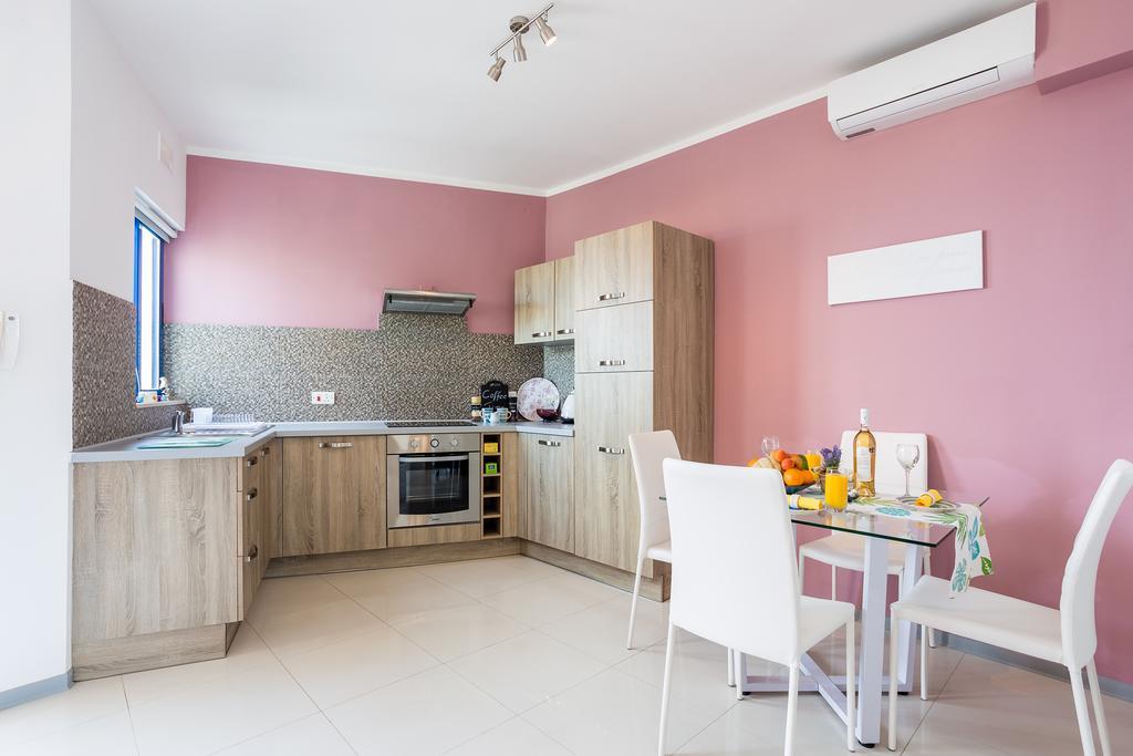 Seaview Luxury Penthouse With Shared Swimming Pool Apartment กฮาจ์นซีเลม ภายนอก รูปภาพ