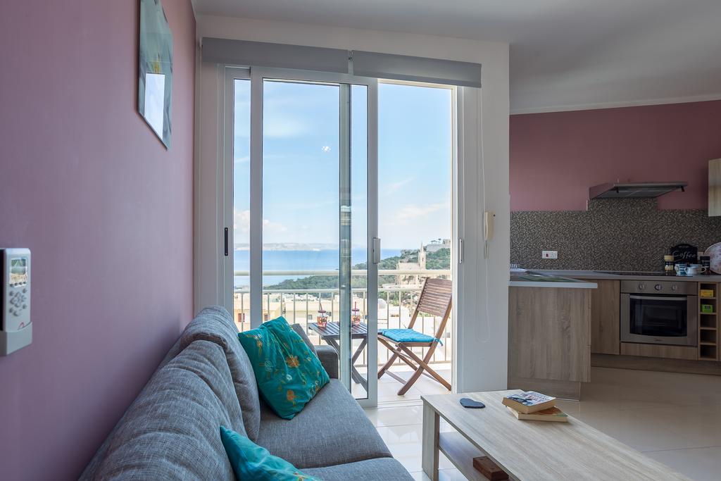 Seaview Luxury Penthouse With Shared Swimming Pool Apartment กฮาจ์นซีเลม ภายนอก รูปภาพ